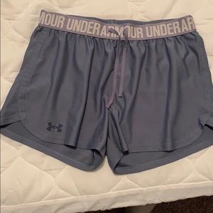 gray Under Amour shorts
